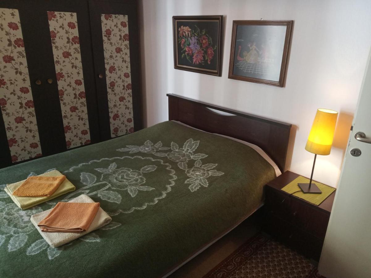 Cosy Penthouse -Up To 6 Guests- In The City Centre! Солун Екстериор снимка